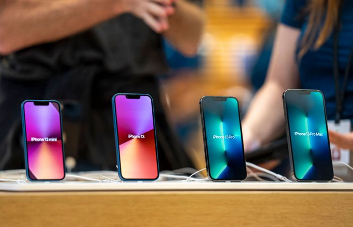 Bloomberg сообщил, что Apple произведет меньше iPhone 13 из-за дефицита чипов
