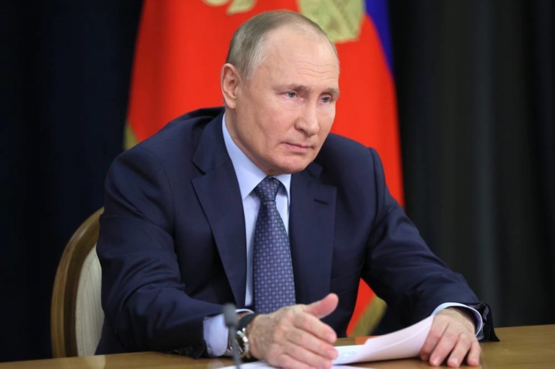 Владимир Путин поручил вернуть инфляцию к 4 процентам