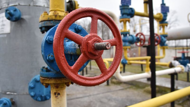 Западу предрекли жесткую борьбу за российский газ