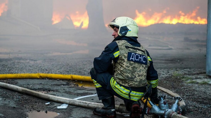 В Полтавской области произошел пожар на промышленном объекте