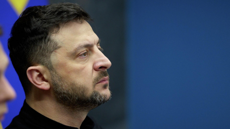 Зеленский делает все, чтобы на Украине не было мира, заявил Медведчук
