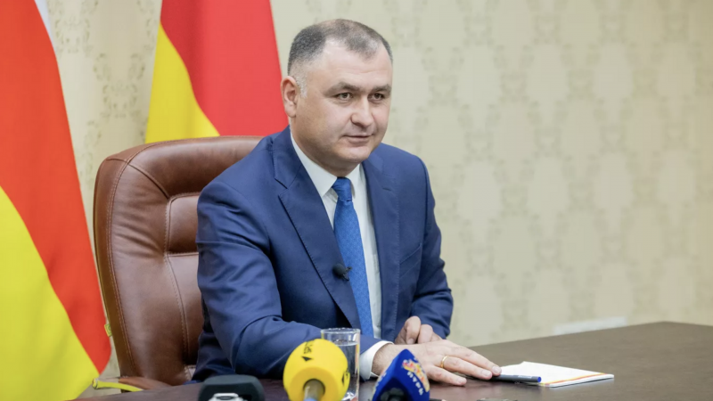 Глава Северной Осетии рассказал о состоянии президента Южной Осетии